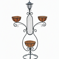 Support de pot de fleurs solaire à 3 paniers avec cadre en fer courbé, paniers en fibre de coco, décoration de jardin, patio, cour