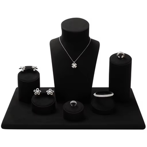 Expositor de Joyería de Metal y Microfibra de Lujo, Juego de Expositores Personalizados para Joyería, Exhibición de Aretes y Collares para Accesorios de Joyería - Product Image 6