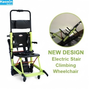 รถเข็นวีลแชร์ไฟฟ้าขึ้นบันไดทำจากอลูมิเนียมอัลลอยด์ พร้อมแบตเตอรี่ลิเธียมในตัวสำหรับการช่วยเหลือ - Product Image 1