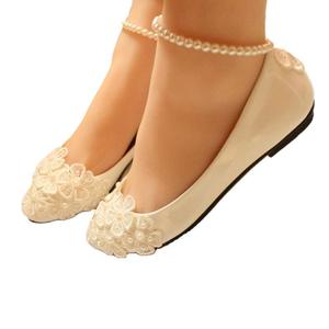 {Star Cat} scarpe da sposa con cavigliera bianca e perla grandi dimensioni piatte con varie altezze del tacco disponibili per le donne - Product Image 5