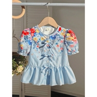 Hauts pour filles style vacances, imprimé floral vintage, manches courtes bouffantes, rayures verticales bleu-blanc, boutons simples