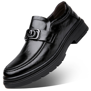 Mocassins en cuir décontractés pour hommes, semelle souple, noirs, style jeune, faciles à enfiler - Product Image 5