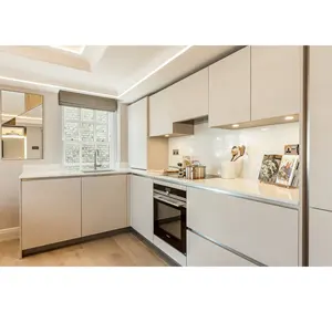 NICOCABINET ลอนดอน Neutral ขนาดกะทัดรัด Bespoke Bright Modern Design Handless สัตว์เลี้ยงห้องครัวตู้