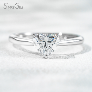 Anillo Solitario Starsgem de Oro Blanco de 10k con Diamante Cultivado en Laboratorio de 1CT con Corte Corazón - Product Image 1
