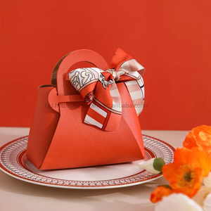 Vente en gros directe – Bonbons de couleur unie, cadeaux de mariage, rubans en cuir PU, mini-sacs portables pour célébrations festives - Product Image 3