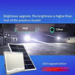 Projecteur mural solaire extérieur haute luminosité IP65, corps en aluminium, 6500K, 1000-3000 lumens, lampe LED automatique pour jardins - Product Image 3