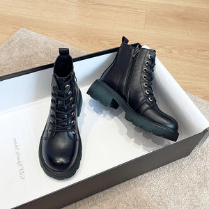 Botas Personalizadas de Cuero Vacuno Genuino con Cierre de Cremallera, Fabricadas por Mayoristas OEM para Mujeres y Niñas - Product Image 5