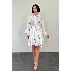 Vestido de Gasa Naranja Bordado con Cuello Vuelto, Silueta en A, Cintura Natural, Estampado Floral Transpirable - Product Image 3