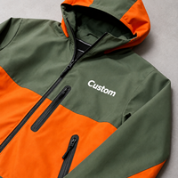 Ensemble survêtement homme Y2K streetwear coupe-vent à capuche color block avec pantalon cargo et poches zippées pour l'extérieur – Vente en gros personnalisée