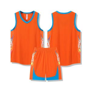 Débardeur de basketball personnalisé - Vêtement de sport décontracté haut de gamme 100% coton avec tissu respirant à séchage rapide et logos imprimés en sérigraphie - Product Image 3