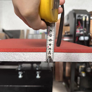 Máquina de prensa de <span class=keywords><strong>calor</strong></span> hidráulica de doble estación más vendida 16x24 planchado automático de ropa abierta - Product Image 3