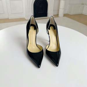 Chaussures de créateur style Z à ouverture latérale en cuir verni pour femme, nouvelles, sexy, à talon aiguille rouge, élégantes, pointues, noires, pour le travail - Product Image 6