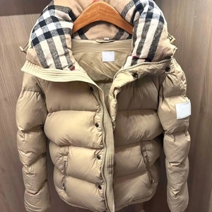 Manteau d'hiver chaud et coupe-vent à capuche surdimensionné en tissu chevron noir décontracté de luxe BUR, doudoune BERRY pour homme - Product Image 5