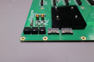 PEX88096 5-GPU <b>SWITCH</b> Server GPU Base Expansion Card PCI-E to 8654 <b>Adapter</b> Card 1-to-5 PCIE4.0 X16 Graphics Card - Product Image 4