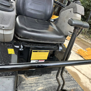 Mini-excavatrices d'occasion Caterpillar Cat301.7, faible utilisation, avec chenilles en caoutchouc, excavatrice d'occasion de 1,7 tonne à vendre en gros - Product Image 6