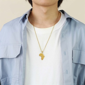 Collar de Cadena de Eslabones de Acero Inoxidable Chapado en Oro Resistente al Agua con Colgante de Mapa de África para Aniversario de Mujer - Product Image 6