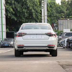 TSI280 DSG Premium Edition <span class=keywords><strong>Skoda</strong></span> <span class=keywords><strong>Superb</strong></span> 1,4 T en venta coche usado y <span class=keywords><strong>nuevo</strong></span> 2022 <span class=keywords><strong>2023</strong></span> 2024 vehículos de gasolina - Product Image 2