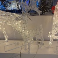 Renne de Noël à 8 modes RGB avec cadre en fer, renne en acrylique intelligent LED imperméable, décorations de fenêtre RGBIC multicolores