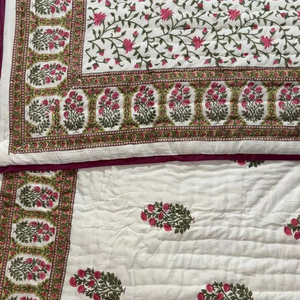 Nouvelle couette en coton Kantha de style vintage, imprimée à la main en Inde, patchwork, taille Queen, douce, réversible, couverture d'hiver pour hôtel - Product Image 1