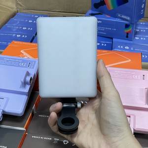 Accessoire pour téléphone : Lampe LED à clip 5W pour selfies et vidéos en direct - Product Image 4