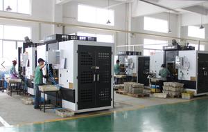 Máquina de transferencia de eje múltiple de Estación múltiple horizontal, enrutador <span class=keywords><strong>CNC</strong></span> de 4 ejes, fresadora de grabado para válvula de Metal - Product Image 6