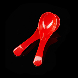 Red Crystal Plastic Spoon Disposable Thickened <b>Wedding</b> Banquet Tableware PP Material Round Bottom Design - Product Image 2