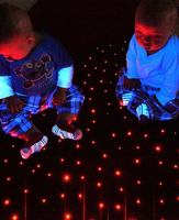Systèmes d'éclairage sensoriel Tapis d'étoiles en fibre optique Taille personnalisée Tapis d'étoiles en fibre optique LED pour la relaxation