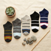 Chaussettes courtes en coton rayées pour hommes, douces, respirantes, décontractées, à revers élastique, pour usage quotidien, vente en gros