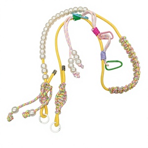Sangle de téléphone universelle en paracorde tressée à la main avec perles, bandoulière mode pour femme - Product Image 1
