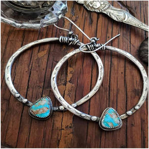 Boucles d'oreilles créoles en argent tibétain avec pierre turquoise sertie, style bohème, bijoux unisexes, plaqué argent antique - Product Image 3