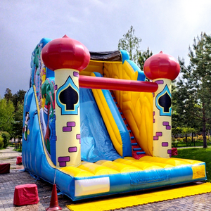 Castillo inflable gigante con tobogán Aladdin para adultos, de calidad comercial para exteriores, ideal para fiestas. - Product Image 1