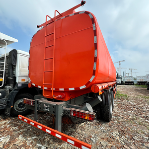 Camions-citernes Howo 8x4 neufs de <span class=keywords><strong>30</strong></span> 000 <span class=keywords><strong>litres</strong></span>, fournis directement par l'usine - Product Image 6