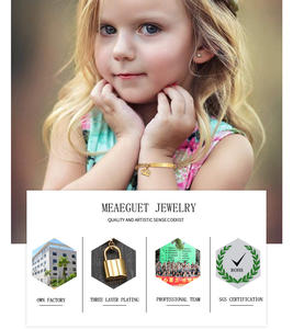 Bracelets d'identification de bébé personnalisés, cadeaux pour nouveau-né fille et garçon non allergiques, <span class=keywords><strong>gourmette</strong></span> <span class=keywords><strong>en</strong></span> acier inoxydable, chaîne à maillons et couronne - Product Image 4