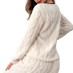 Set <span class=keywords><strong>Pigiama</strong></span> Invernale da <span class=keywords><strong>Donna</strong></span> in Flanella Calda, Maniche Lunghe <span class=keywords><strong>con</strong></span> <span class=keywords><strong>Bottoni</strong></span> e Pantaloni Lunghi, Morbido e Confortevole Abbigliamento da Notte - Product Image 2