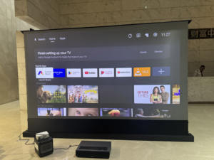 2025 Trending Wupro 150 Inch 4K Grote Projector Scherm Zachte Lenticulaire 16:9 Home Theater Elektrische Vloer Stijgende Projector Scherm - Product Image 3