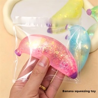 Jouet anti-stress souple et moulable en forme de banane pailletée, idéal pour la décompression, décoration et cadeaux de Noël Yanxi