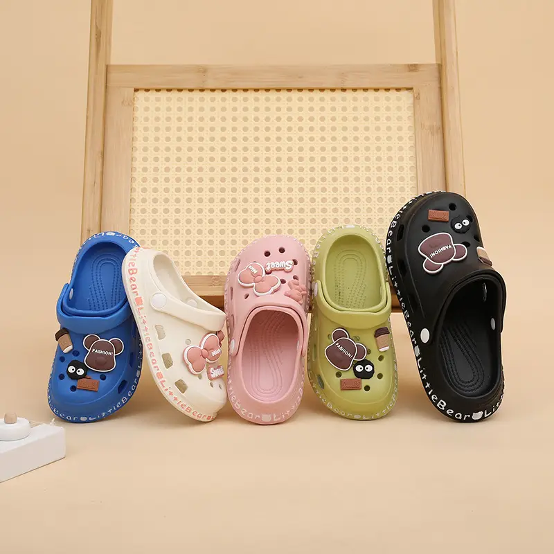 2024 Popular Croc Charms Toddler Teenager Boys Girl's Casual Shoes Lovely Gifts for Babies Cute Cartoon Bear Image Clogs