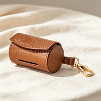 Porte-sacs à déjections canines en cuir végétalien, distributeur portable de luxe pour sacs à déjections canines, à fixer au laisse, accessoire de promenade pour animaux de compagnie avec logo personnalisé