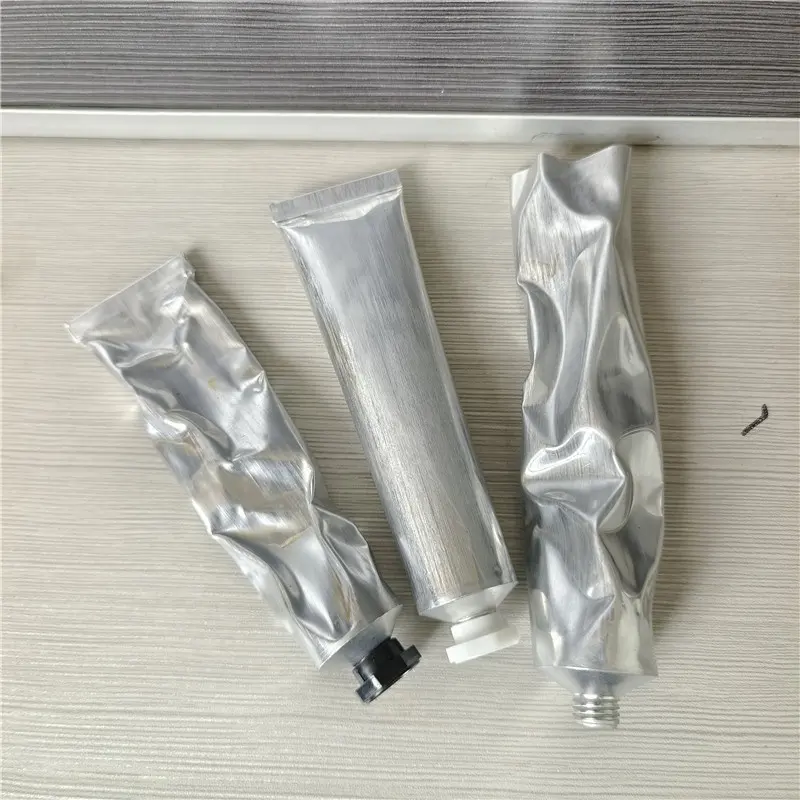 Tubos de metal prateado de alumínio natural 30ml 50ml Pacote de cosméticos Tubos metálicos originais cor nude tampa de rosca dobrável M11