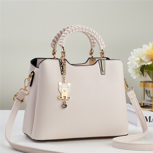Sac fourre-tout multifonctionnel à bandoulière pour femme, en PU, forme carrée, avec fermeture éclair et pompon, doublure en polyester, idéal pour le quotidien – Collection populaire 2026 - Product Image 1