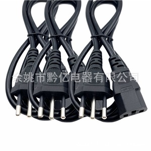 Cable de alimentación CA con enchufe CEI de PVC de 0.75 mm² y 3 núcleos para electrodomésticos - Product Image 1