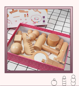 COMMIKI Ensemble de jouets de coiffeur en bois pour enfants avec ciseaux Peigne Sèche-cheveux Outils de <span class=keywords><strong>maquillage</strong></span> <span class=keywords><strong>Jeu</strong></span> de rôle <span class=keywords><strong>Salon</strong></span> de beauté <span class=keywords><strong>Jeu</strong></span> pour faire semblant de jouer - Product Image 6