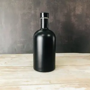 750ml Black Glass Bottle Crystal Matte Black 500ml 700ml 750ml Vodka Alcohol Spirit Glass Bottle
