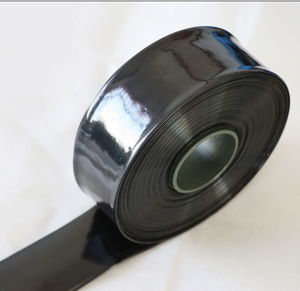 Durevole nastro a goccia in PE da fattoria biologica per irrigazione da giardino efficiente dal punto di vista idrico e resistente alle intemperie consente di risparmiare acqua 33% - Product Image 1