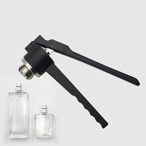 Máquina Prensadora de Metal Engarzadora Manual Original GL para Botellas de Perfume Engarzadora para Atomizador - Product Image 5