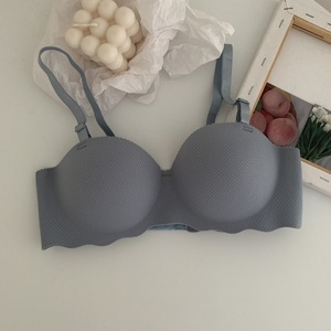 <span class=keywords><strong>Soutien</strong></span>-<span class=keywords><strong>gorge</strong></span> pour femmes, <span class=keywords><strong>soutien</strong></span>-<span class=keywords><strong>gorge</strong></span> <span class=keywords><strong>sans</strong></span> couture en soie glacée pour femmes, push-up <span class=keywords><strong>sans</strong></span> bretelles, <span class=keywords><strong>sans</strong></span> fil, antidérapant, fin, <span class=keywords><strong>soutien</strong></span>-<span class=keywords><strong>gorge</strong></span> en gel solide - Product Image 6