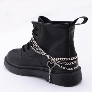 Ornements de chaussures, chaîne en métal en forme de cœur, breloques pour chaussures de femme, blanc K, automne 2024, origine Yiwu, Sp-833 - Product Image 1