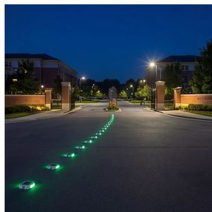 Marqueur de chaussée surélevé en aluminium longue durée, borne solaire routière à <span class=keywords><strong>LED</strong></span> clignotante pour avertissement de courbe de tunnel - Product Image 2