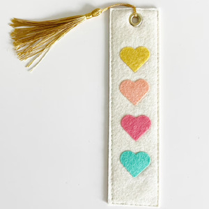 Marcapáginas de Fieltro Hecho a Mano, Regalo para Lectores, Regalo para Estudiantes, Diseño de Corazón, Regalo de Aniversario Escolar - Product Image 5