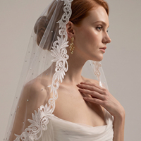 Voile de mariée vintage à bordure en dentelle, 1 couche, longueur doigt, orné de perles, élégant, avec appliques brodées, sequins et tulle, avec peigne